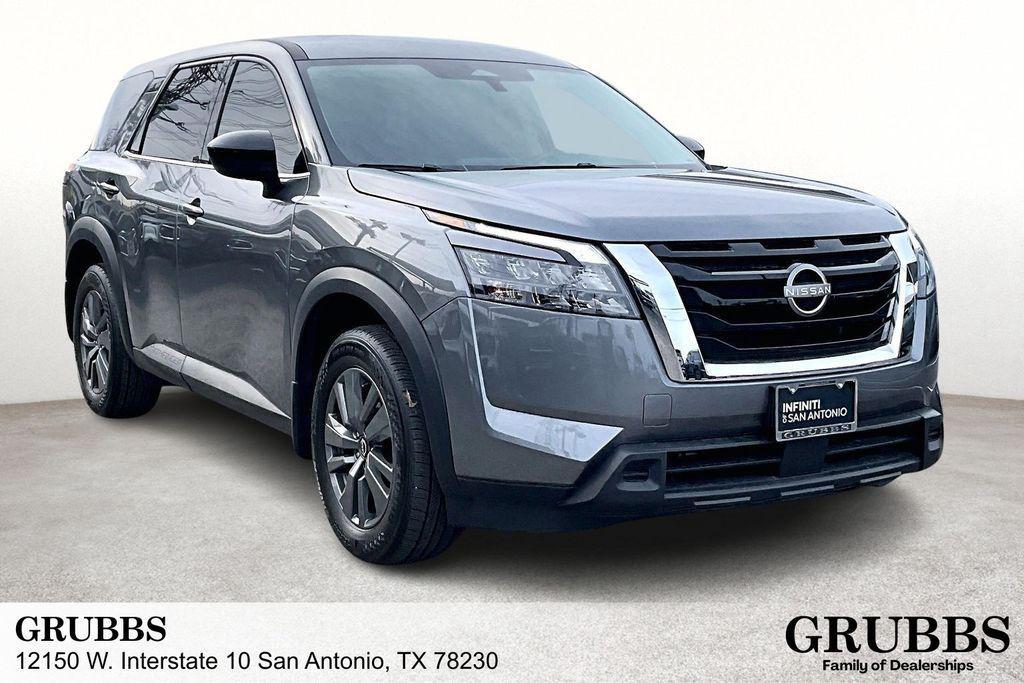 Nissan Pathfinder 2024