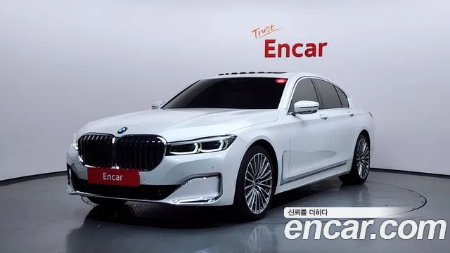 BMW 7 серии 2022