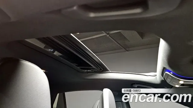 Mercedes-Benz GLC 2023