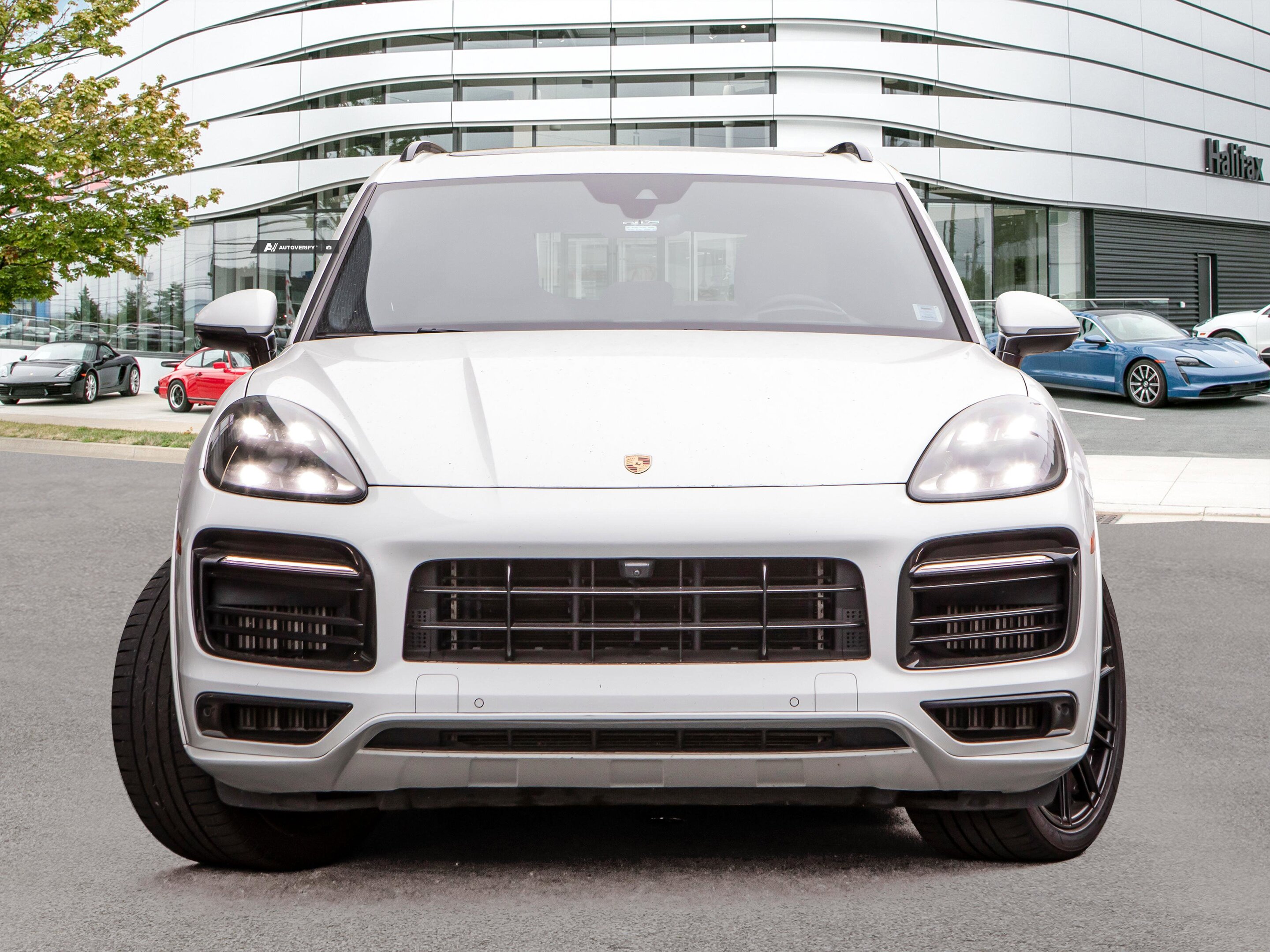 Porsche Cayenne 2021