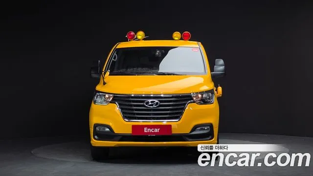 Hyundai Starex 2021