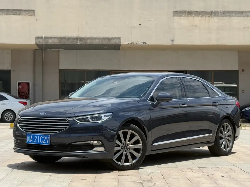 Ford Taurus 2021
