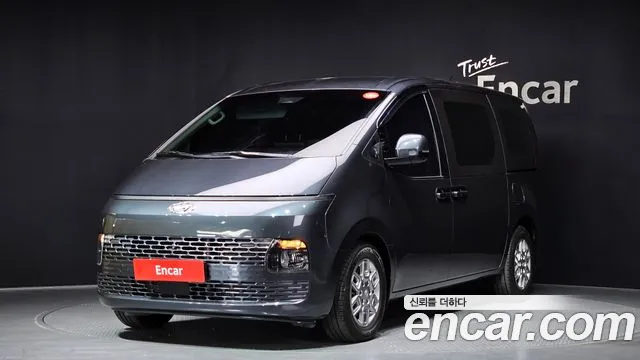 Hyundai Staria 2021