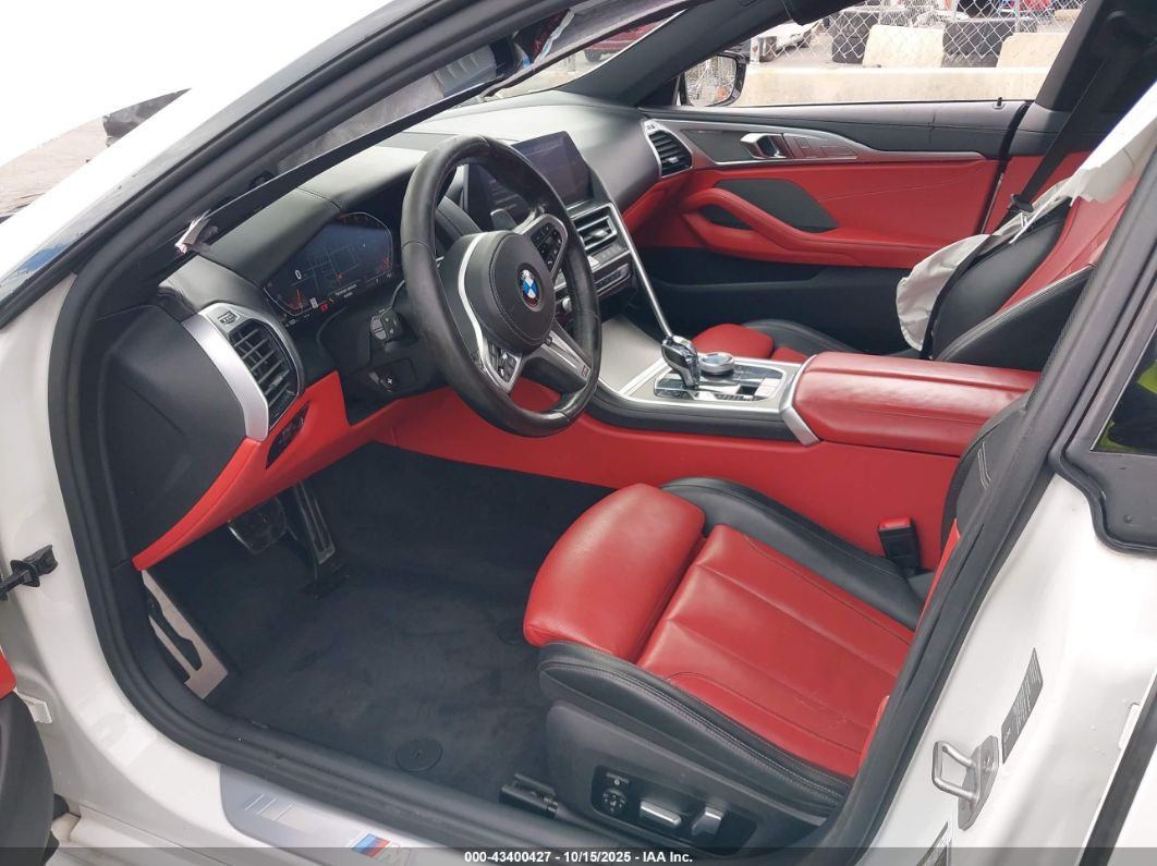 BMW 8 серии 2020