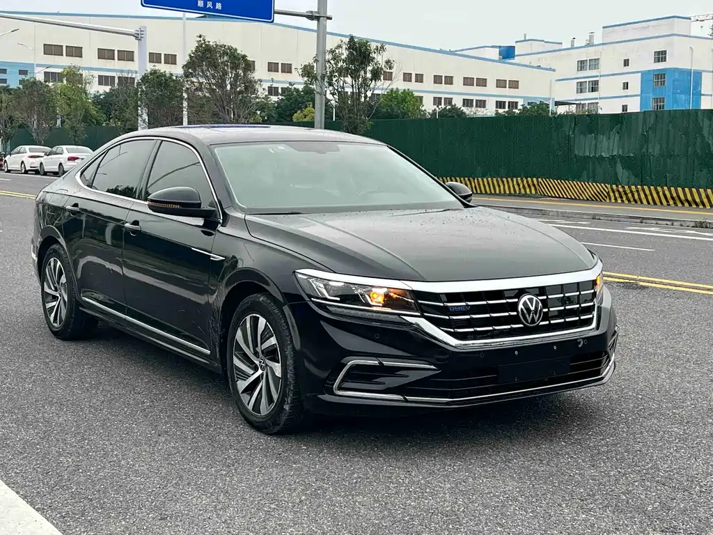 Volkswagen Passat 2021