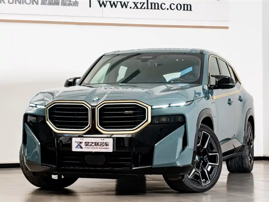 BMW XM 2024