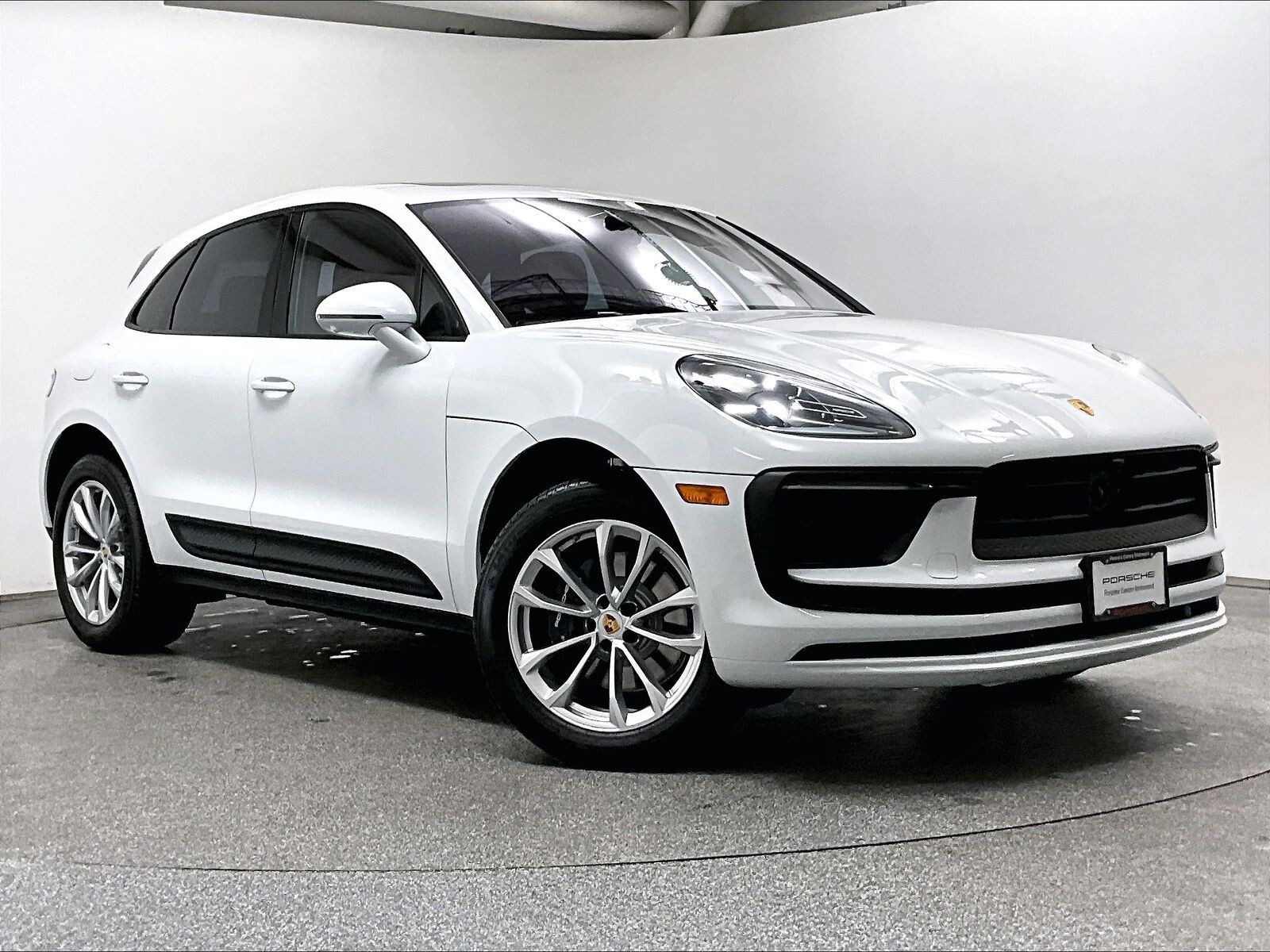Porsche Macan 2025