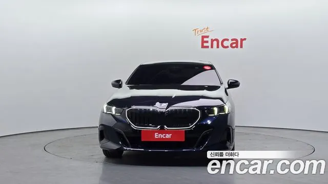 BMW 5 серии 2025