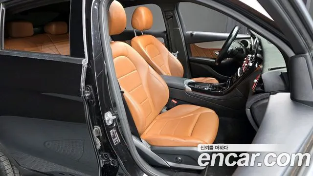 Mercedes-Benz GLC 2021