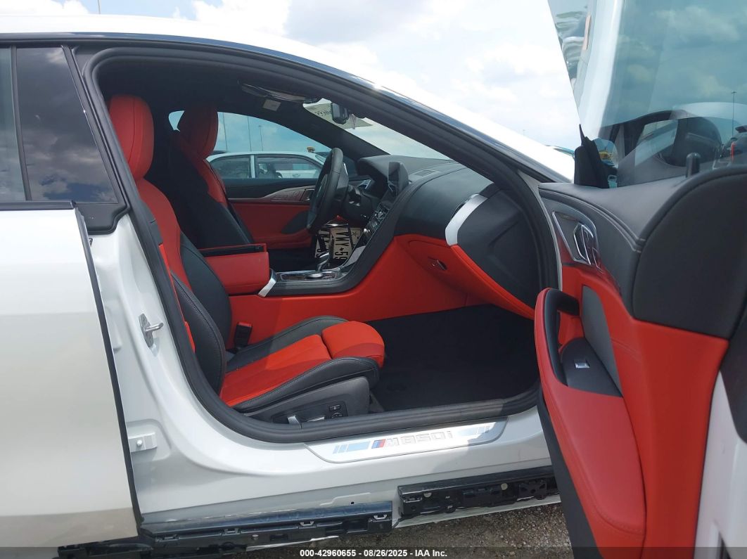 BMW 8 серии 2025
