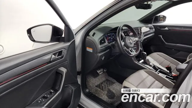 Volkswagen Taos 2022