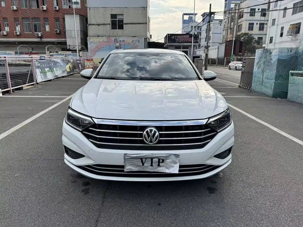 Volkswagen Jetta 2021