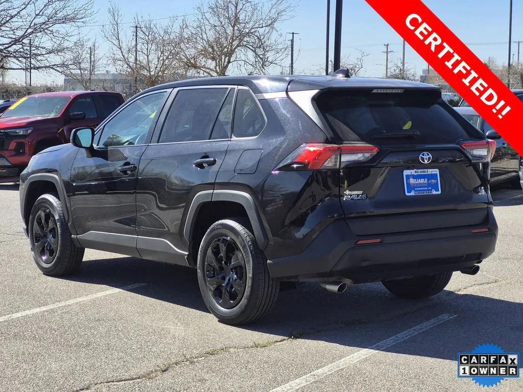 Toyota RAV4 2024