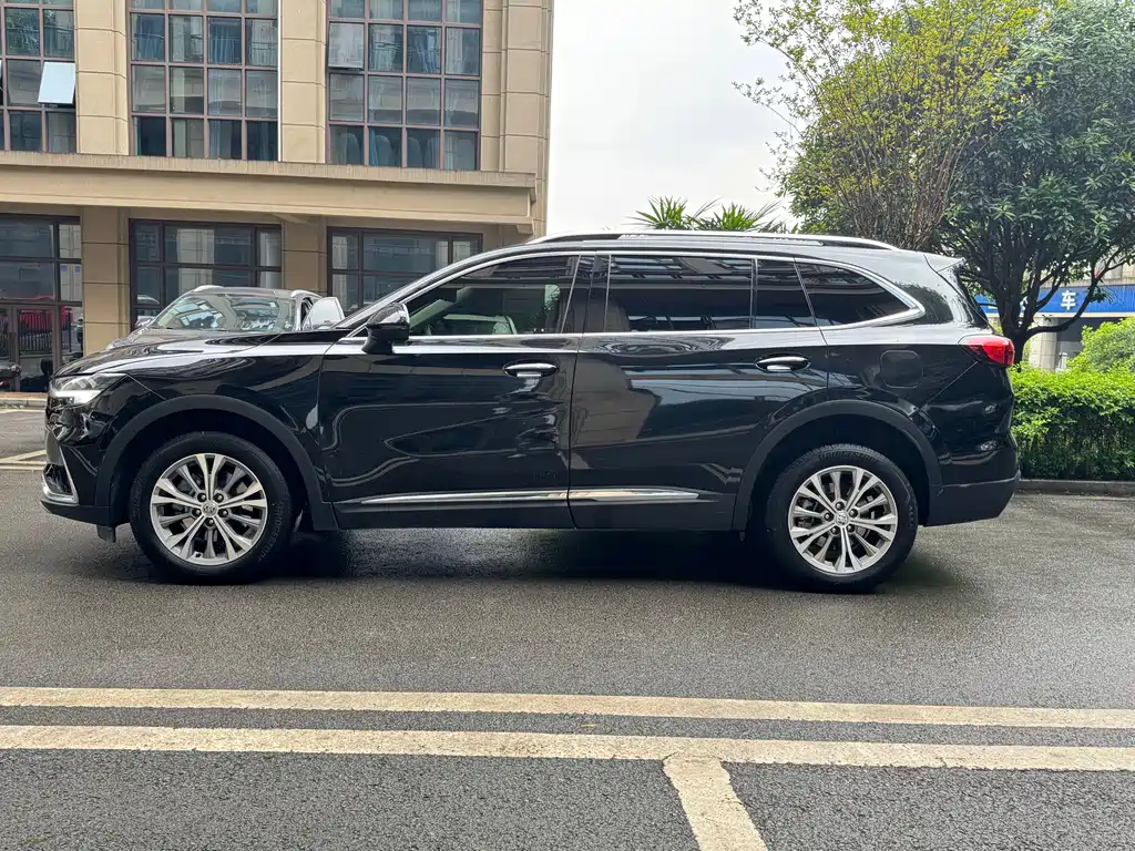 Buick Enclave 2023