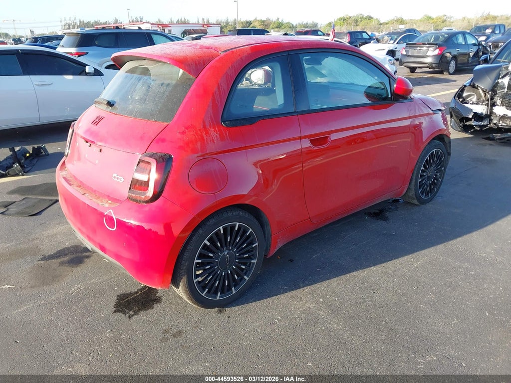 Fiat 500E 2024