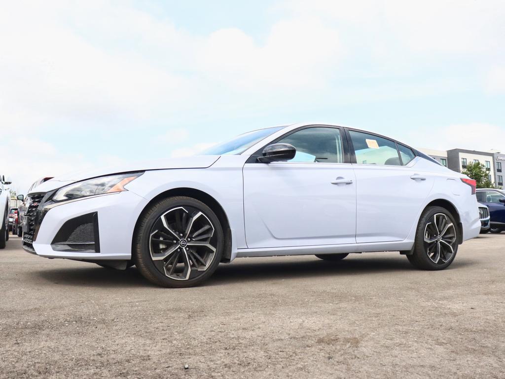 Nissan Altima 2025