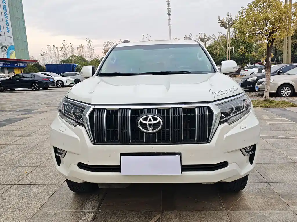Toyota Land Cruiser Prado 2020