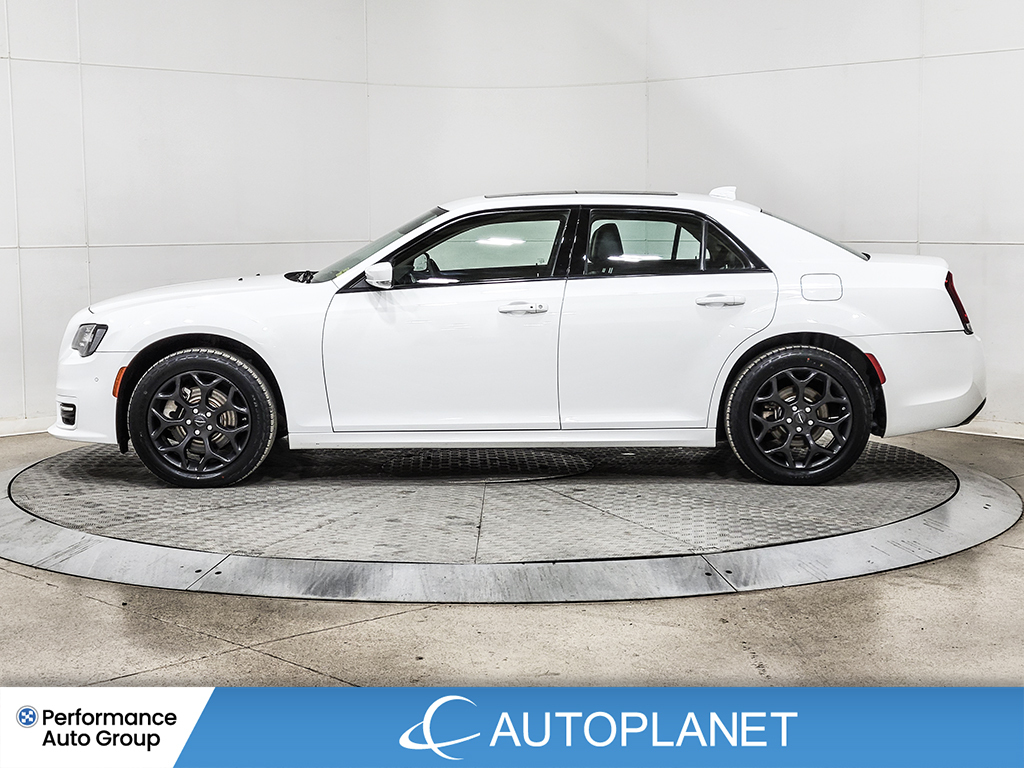 Chrysler 300 2023