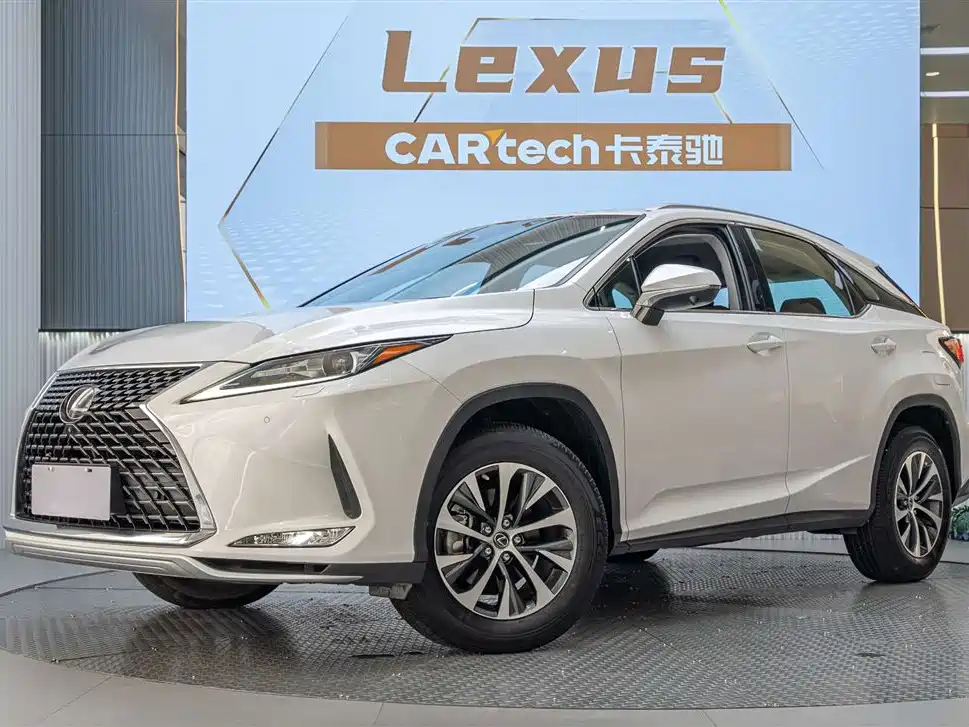 Lexus RX 2022