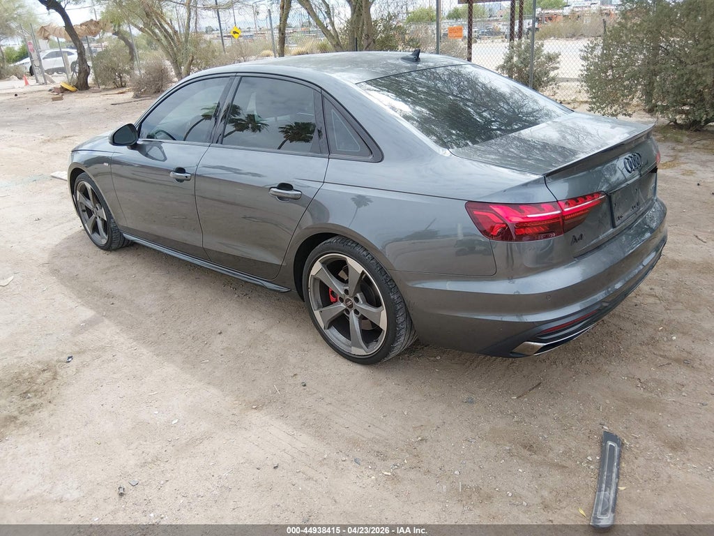 Audi A4 2023