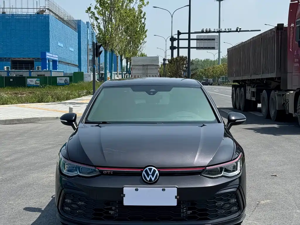 Volkswagen Golf GTI 2023