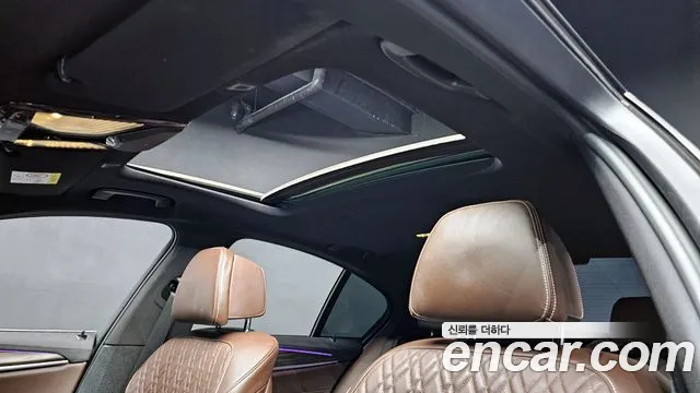 BMW 5 серии 2021