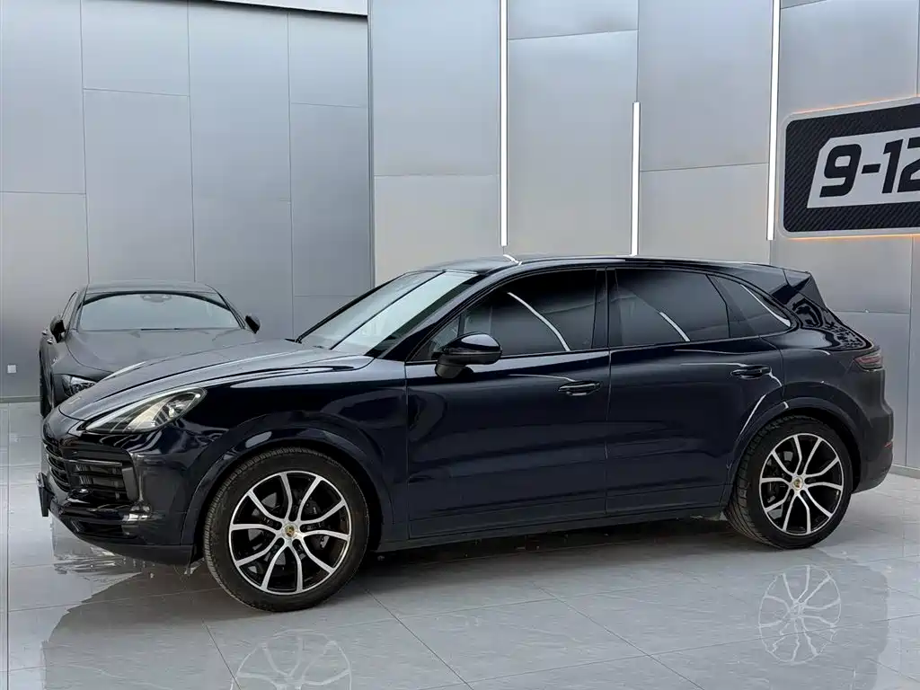 Porsche Cayenne 2023