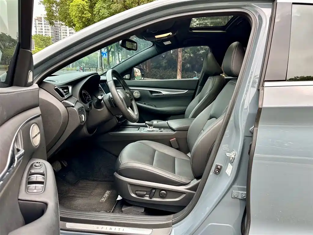Infiniti QX55 2023