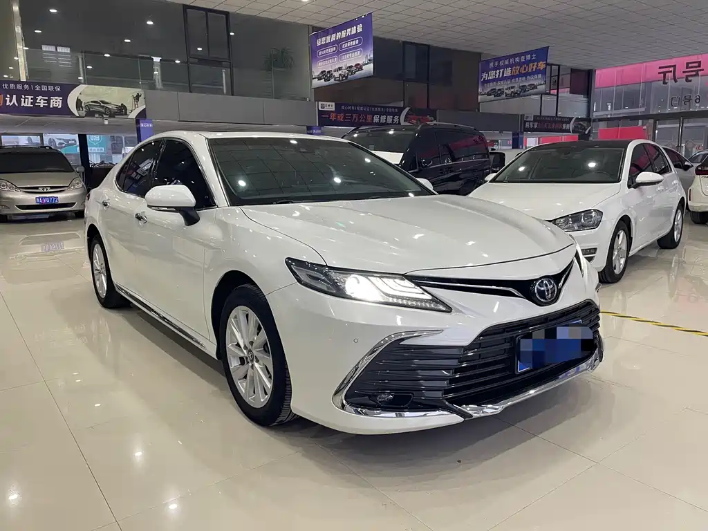 Toyota Camry 2023