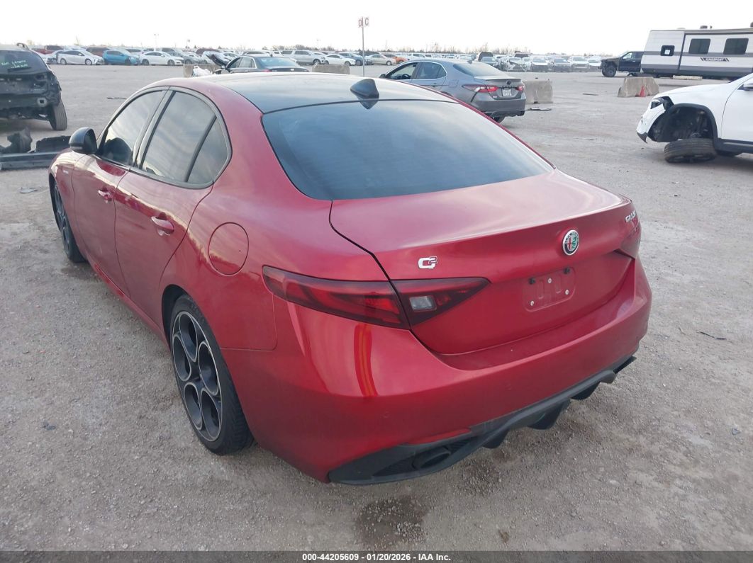 Alfa Romeo Giulia 2022