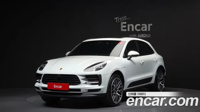 Porsche Macan 2021
