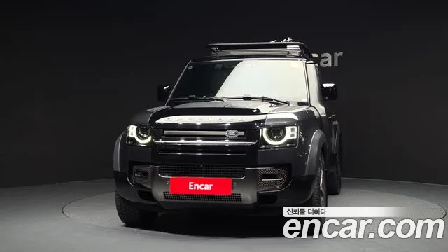 Land Rover Defender 2022