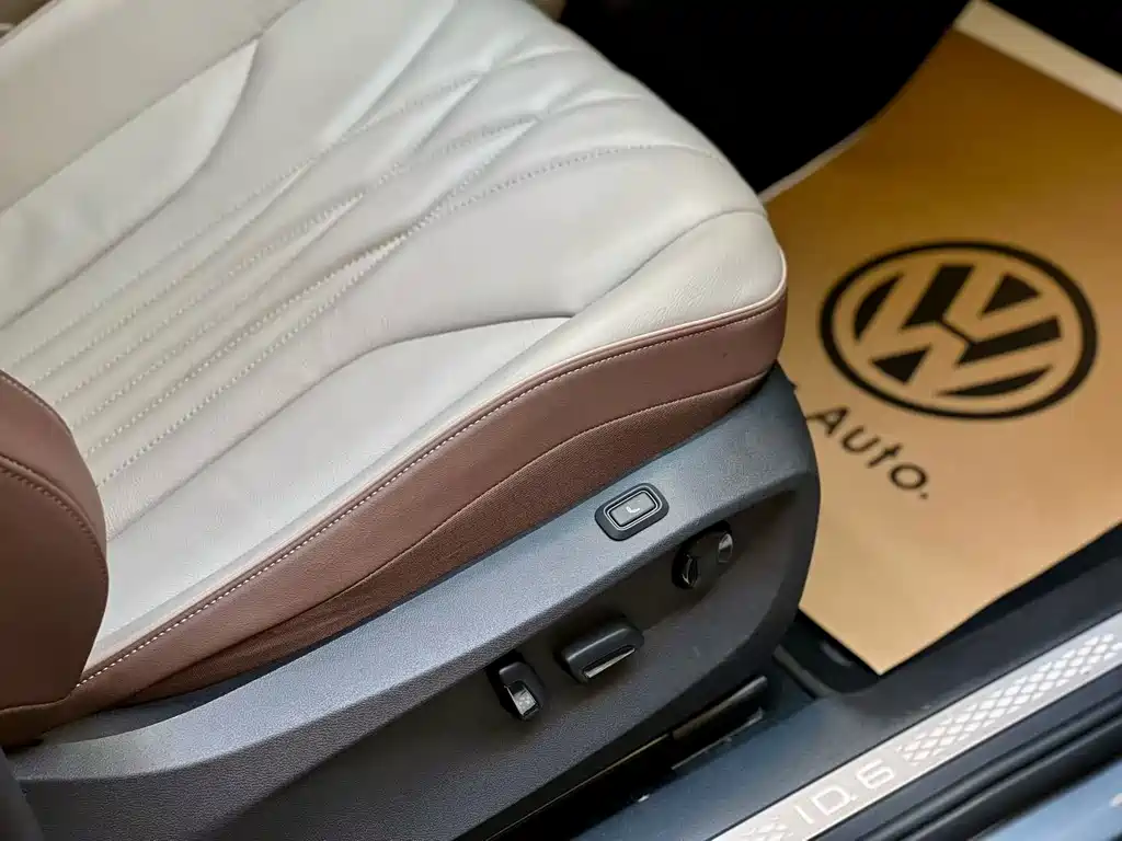 Volkswagen ID.6 2022