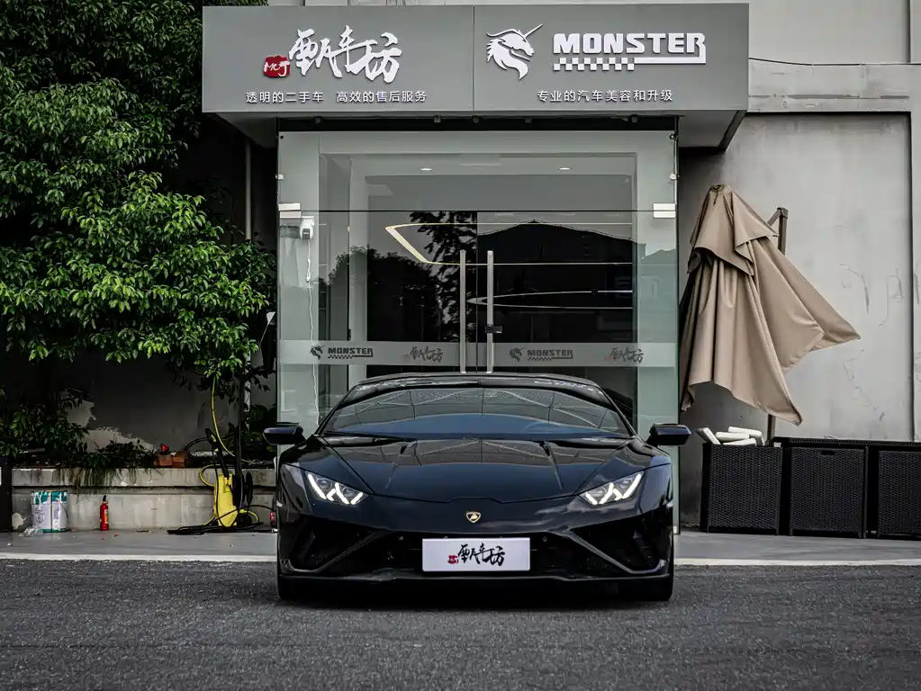 Lamborghini Huracán 2022