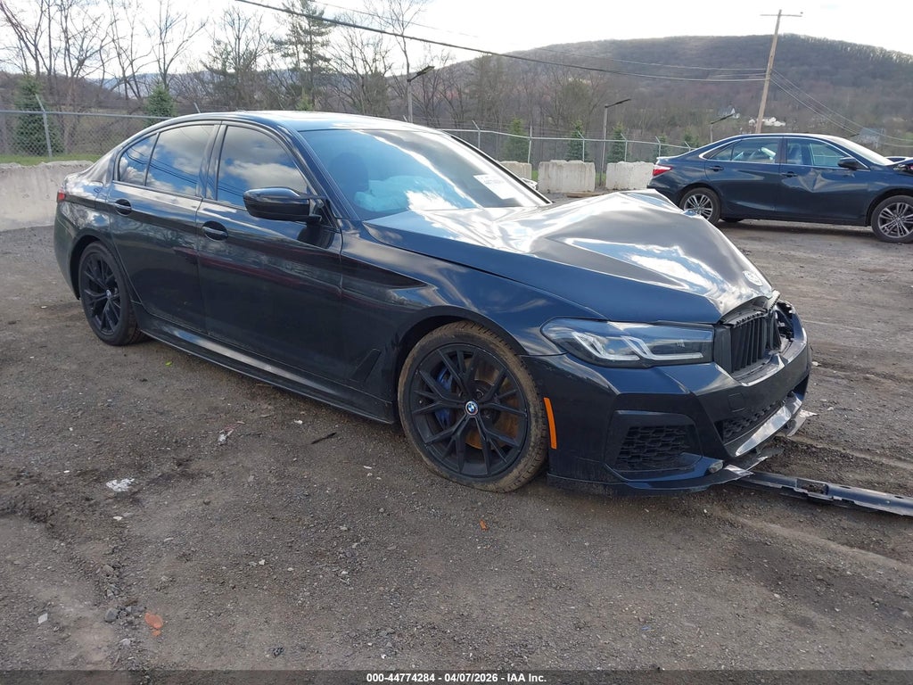 BMW M550 2022