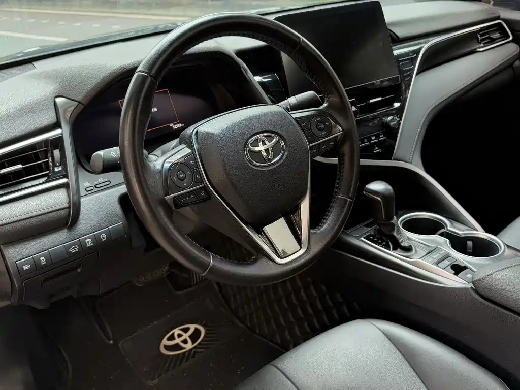 Toyota Camry 2022