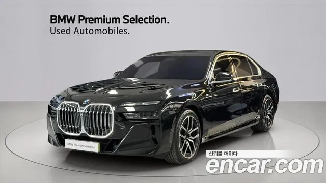 BMW 7 серии 2024