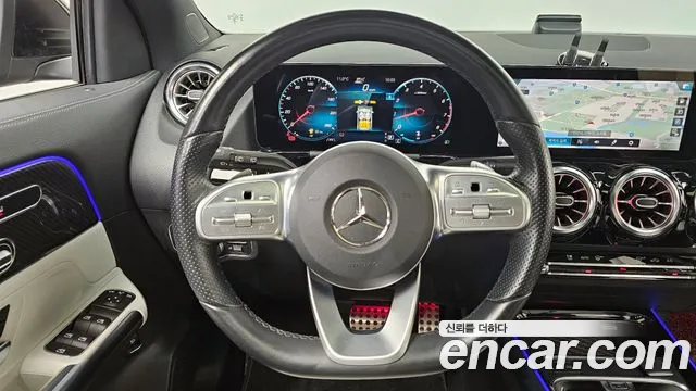 Mercedes-Benz GLA 2021