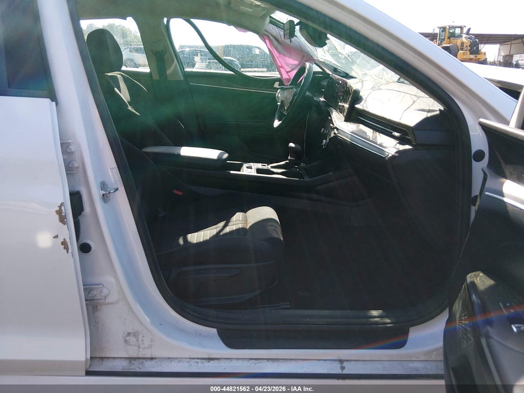 Kia K5 2025