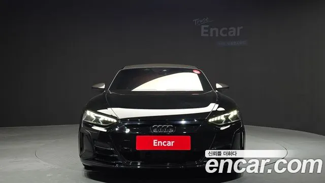 Audi e-tron GT 2022
