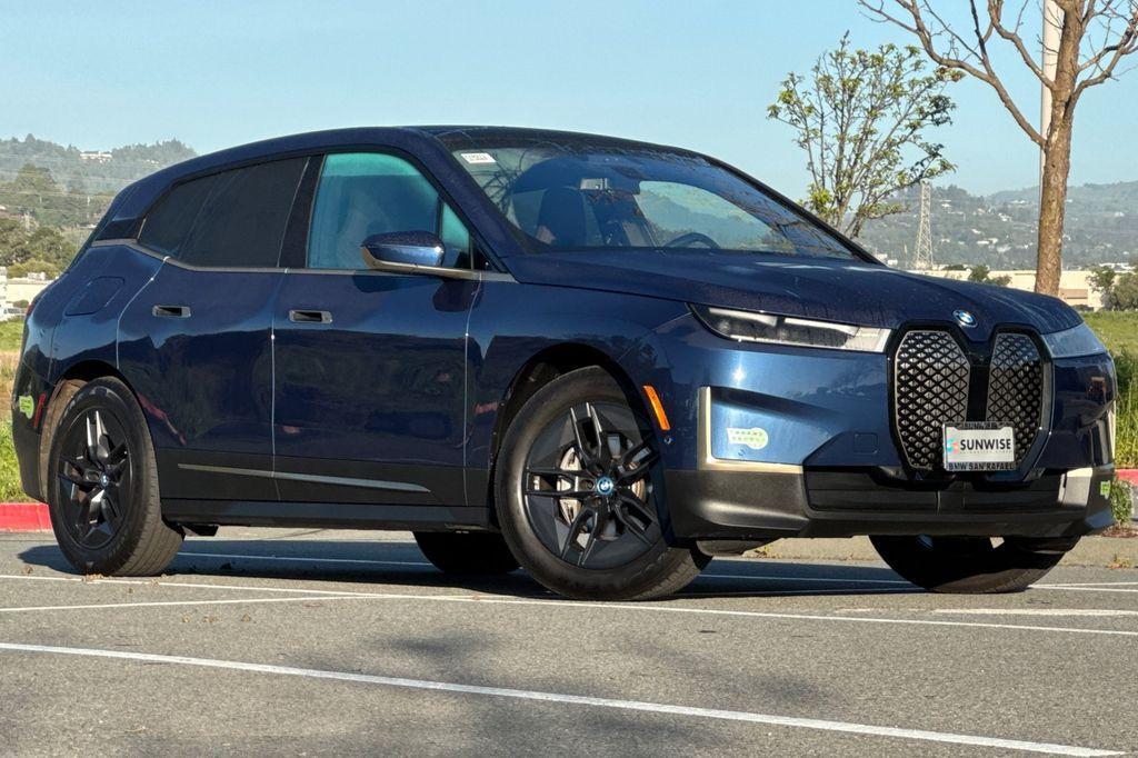 BMW iX 2023
