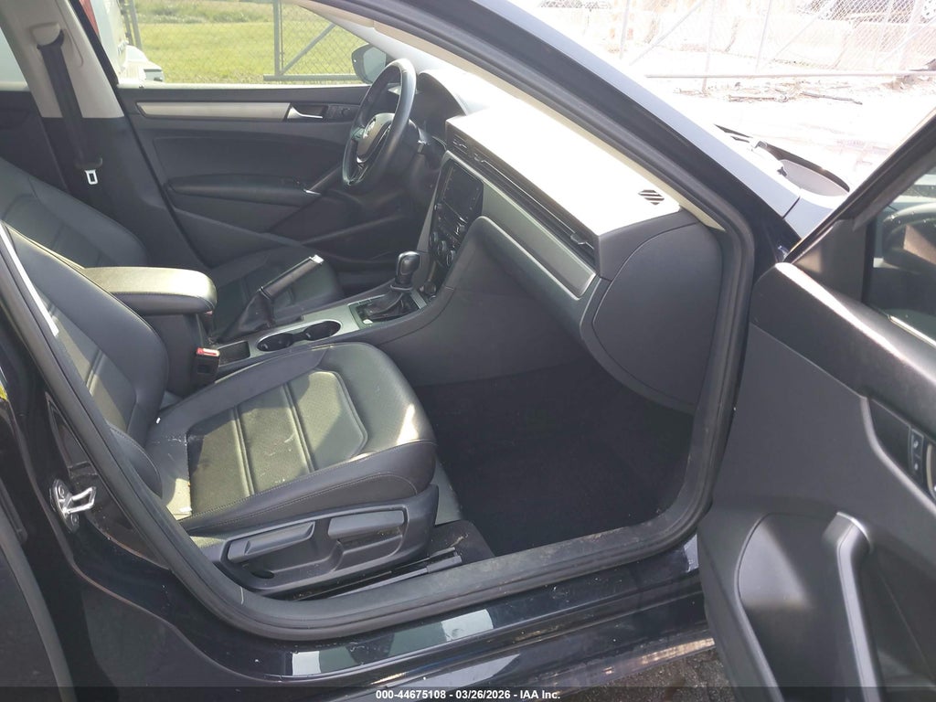 Volkswagen Passat 2021