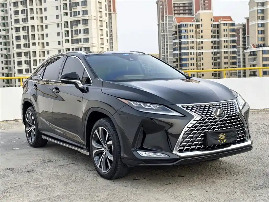 Lexus RX 2022