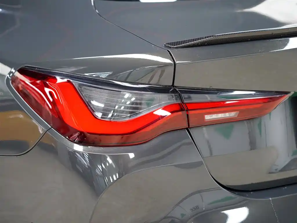 BMW M4 2024