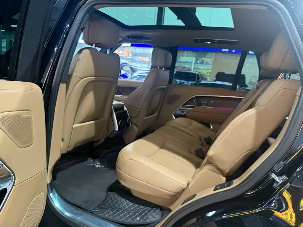 Land Rover Range Rover 2023