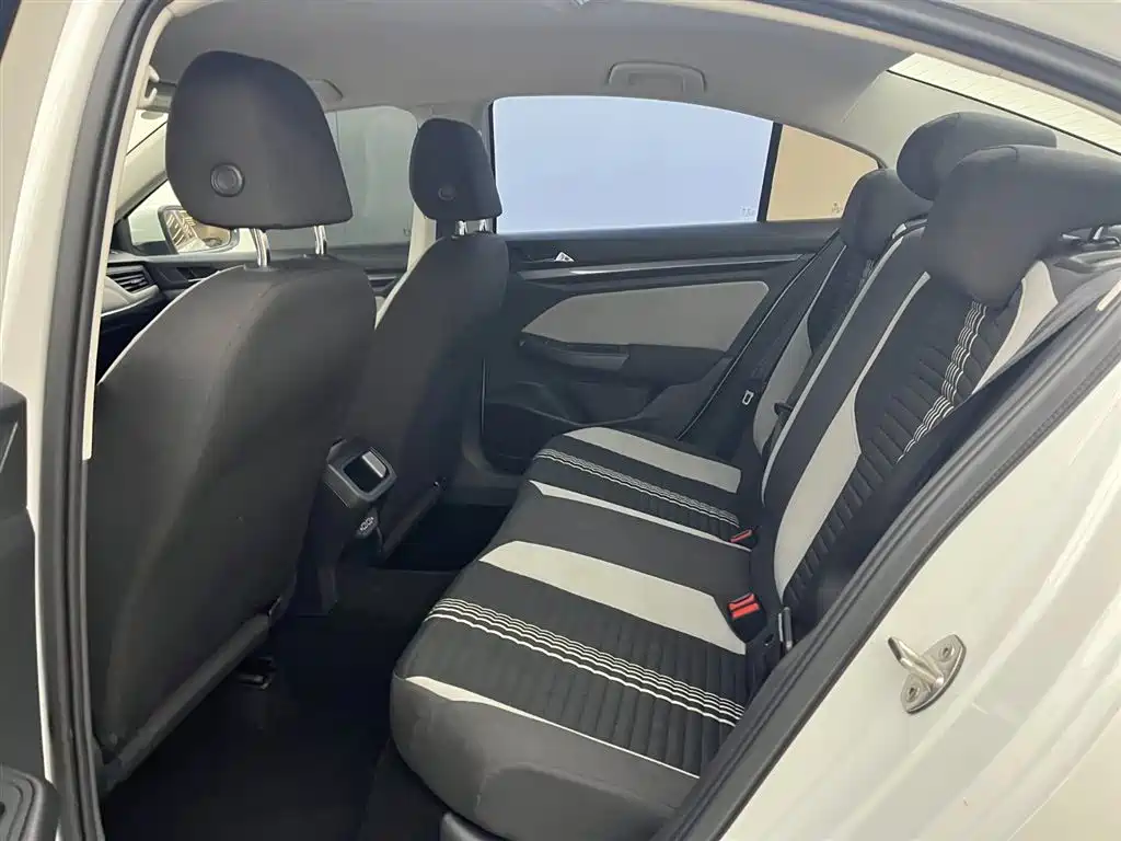 Volkswagen Bora 2024