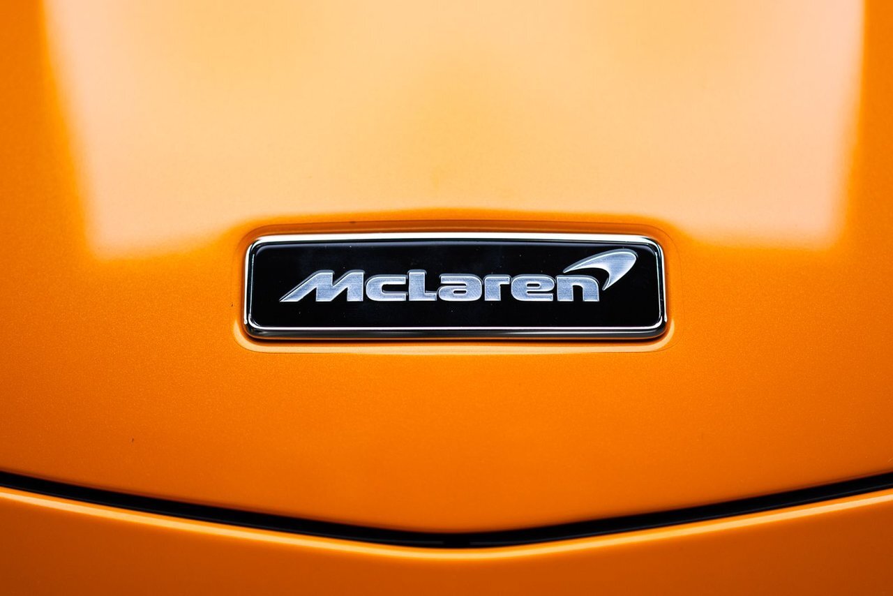 McLaren GT 2023