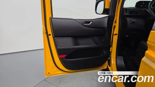 Hyundai Staria 2024