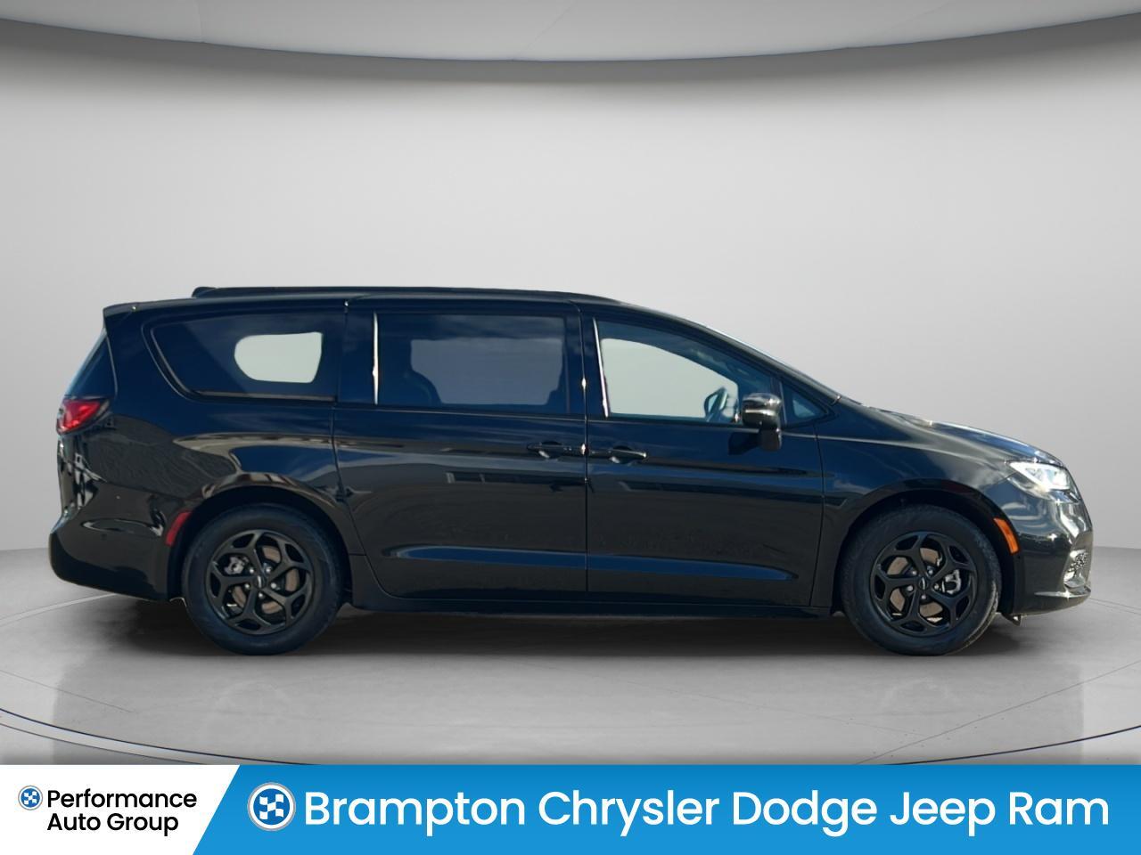 Chrysler Pacifica 2024