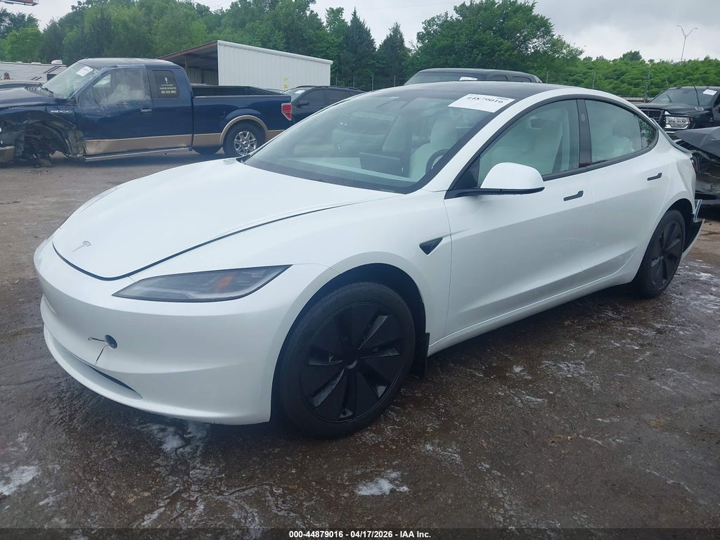 Tesla Model 3 2025